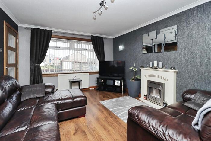 3 Bedroom End Of Terrace House For Sale In Beath View, Dunfermline, Fife, KY11