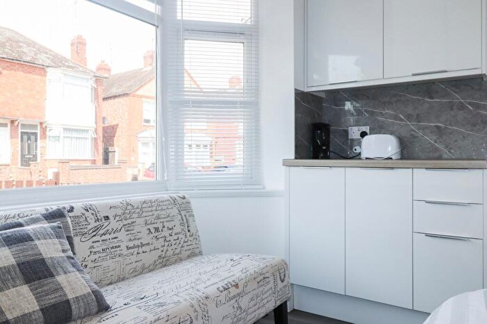 Studio To Rent In Leys Road, Wellingborough, NN8