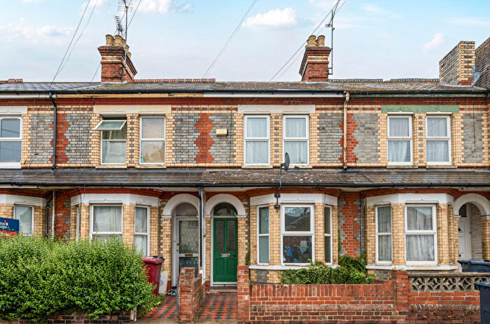 3 Bedroom Terraced House For Sale In Cholmeley Road, Reading, Berkshire, RG1