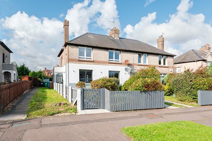 2 Bedroom Flat For Sale In Den Walk, Buckhaven, KY8