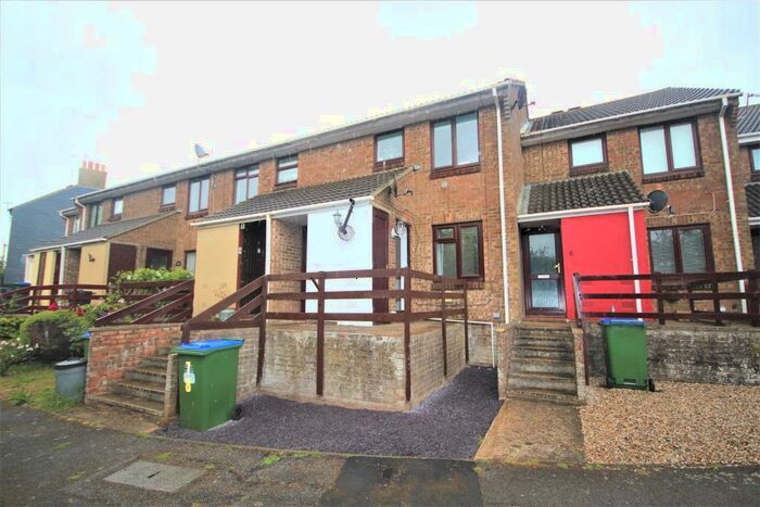 1 Bedroom Flat To Rent In St. Martins Crescent, South Heighton, Newhaven, BN9