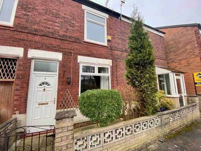 3 Bedroom Terraced House To Rent In Gladstone Street, Stockport, SK2