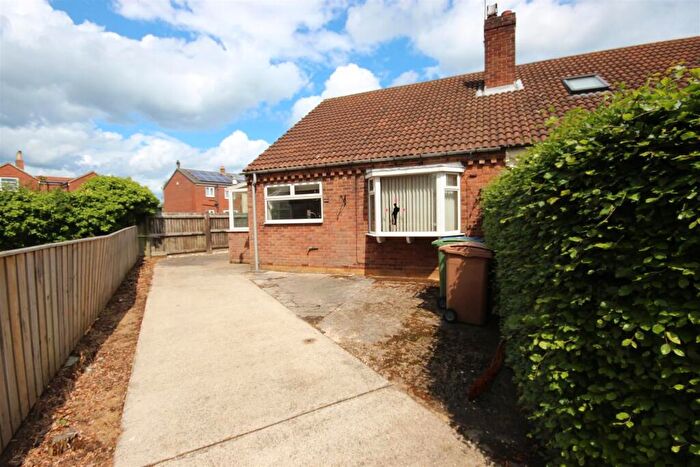 2 Bedroom Bungalow To Rent In Elm Grove, Aldbrough, HU11