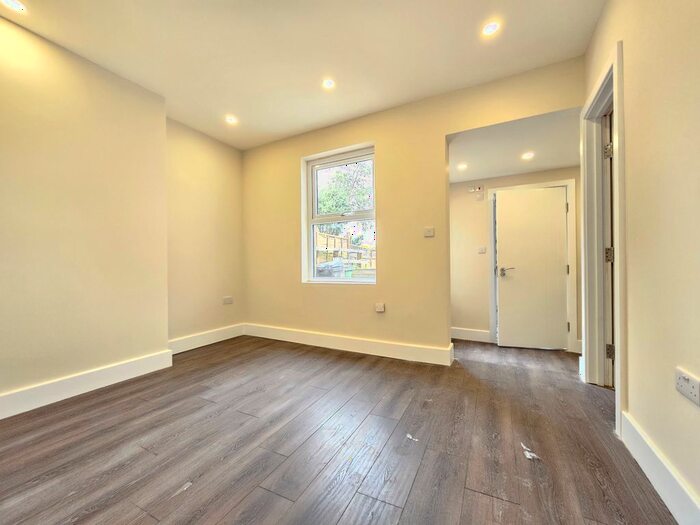 Studio To Rent In Rayne Road, Braintree, CM7