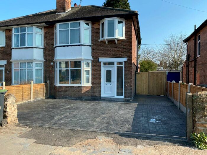 6 Bedroom Semi-Detached House To Rent In Coventry Road, Beeston, NG9