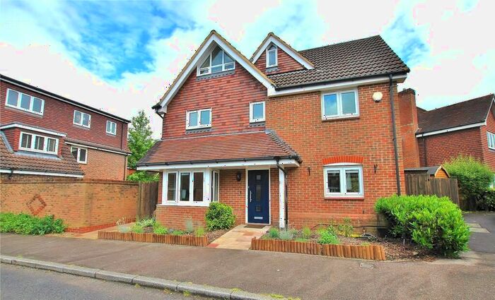5 Bedroom Detached House To Rent In Forster Road, Guildford, Surrey, GU2