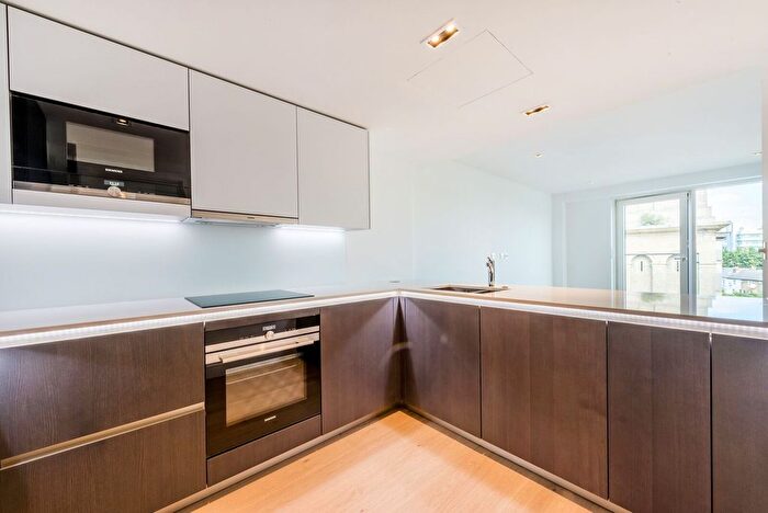 1 Bedroom Flat To Rent In Kew Bridge Road, Kew Bridge, Brentford, TW8