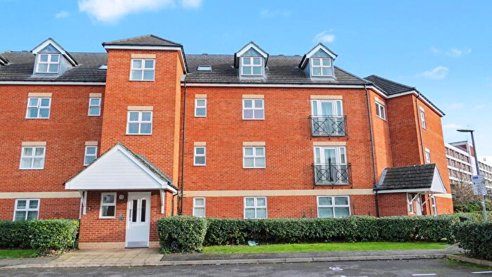 2 Bedroom Flat For Sale In Palgrave Road, Bedford, MK42