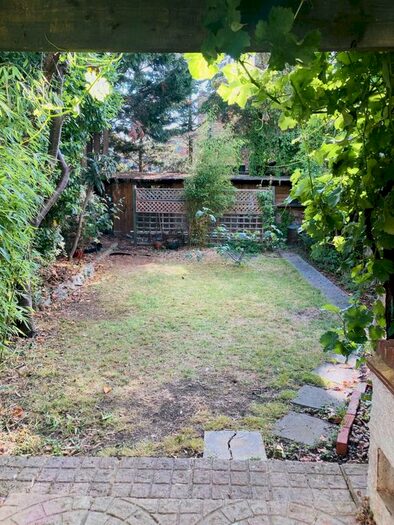 3 Bedroom Detached House To Rent In Howard Road, New Malden, KT3