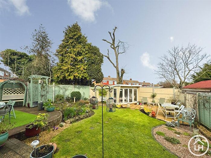 4 Bedroom Detached House For Sale In Hempstead Road, Hempstead, Gillingham, ME7