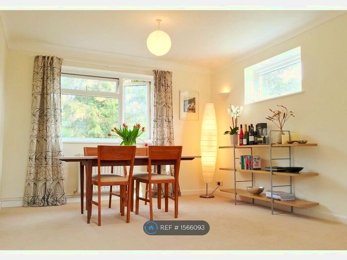 2 Bedroom Maisonette To Rent In Blenheim Road, Horspath, Oxford, OX33