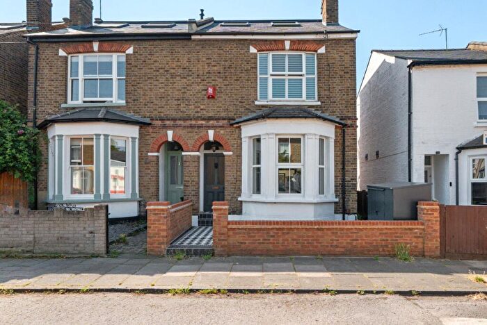 4 Bedroom Semi-Detached House To Rent In Canbury Park Road, Kingston Upon Thames, KT2
