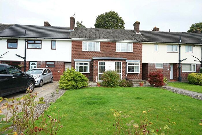 3 Bedroom Mews For Sale In Windsor Avenue, Adlington, PR7