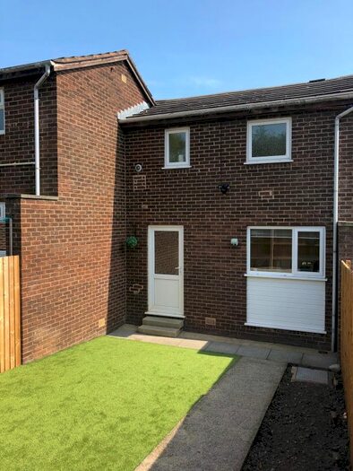 2 Bedroom Terraced House To Rent In Ashbourne Road, Lancaster, LA1