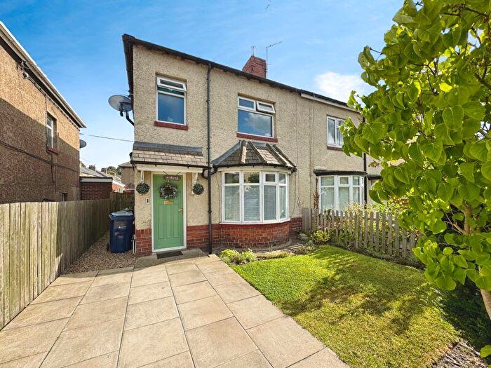 3 Bedroom Semi-Detached House For Sale In St. Agnes Villas, Crawcrook, NE40