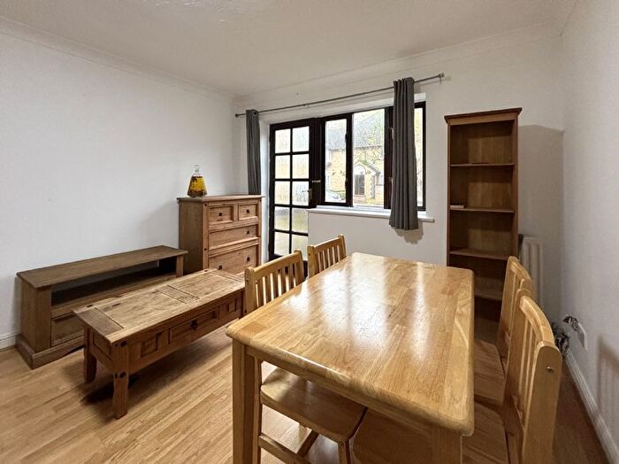 1 Bedroom Flat For Sale In Stonechat Court, Swan Drive, Colindale, London, NW9
