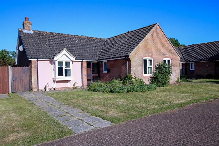 3 Bedroom Detached Bungalow For Sale In Gorse View, Westleton, IP17