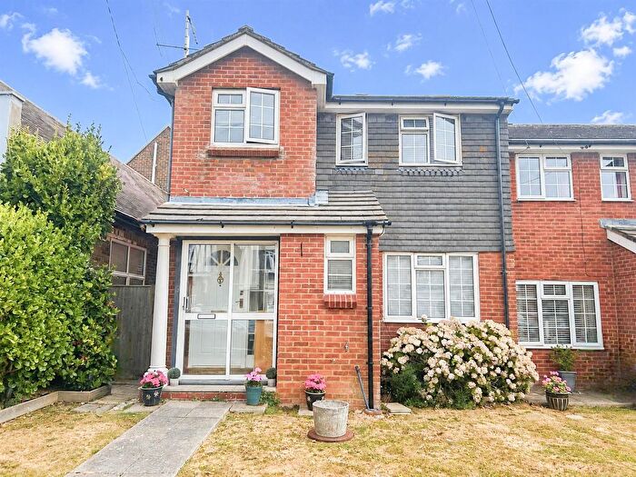 3 Bedroom End Of Terrace House For Sale In Middlesex Road, Bexhill On Sea, TN40