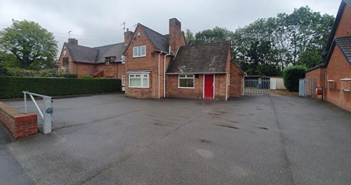 1 Bedroom Semi-Detached House For Sale In High Street, Princes End, Tipton, West Midlands, DY4