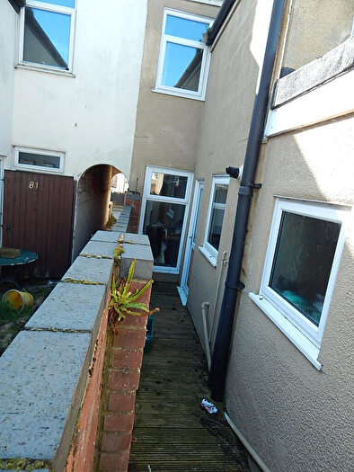 3 Bedroom Terraced House For Sale In Breydon Road, Great Yarmouth, Norfolk, NR31