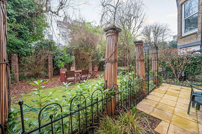 1 Bedroom Flat To Rent In Belsize Park, Belsize Park, London, NW3