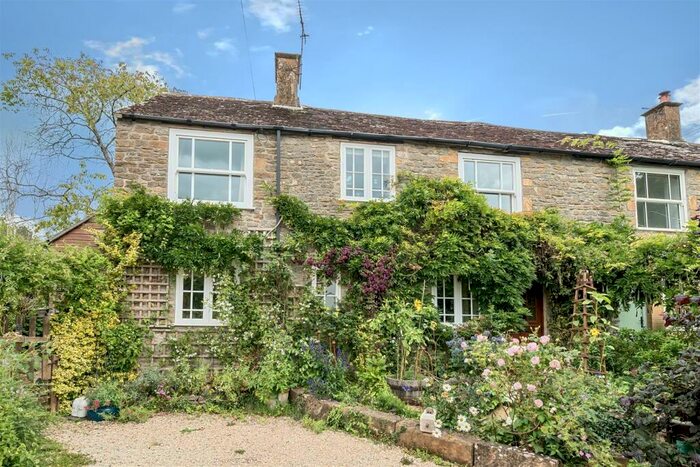 4 Bedroom Semi-Detached House For Sale In Mill Lane, Chetnole, Sherborne, DT9
