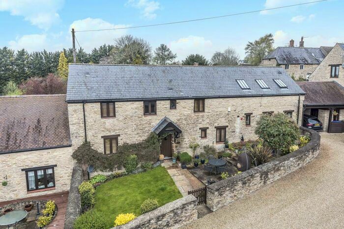 3 Bedroom Cottage To Rent In Aynho, Banbury, OX17