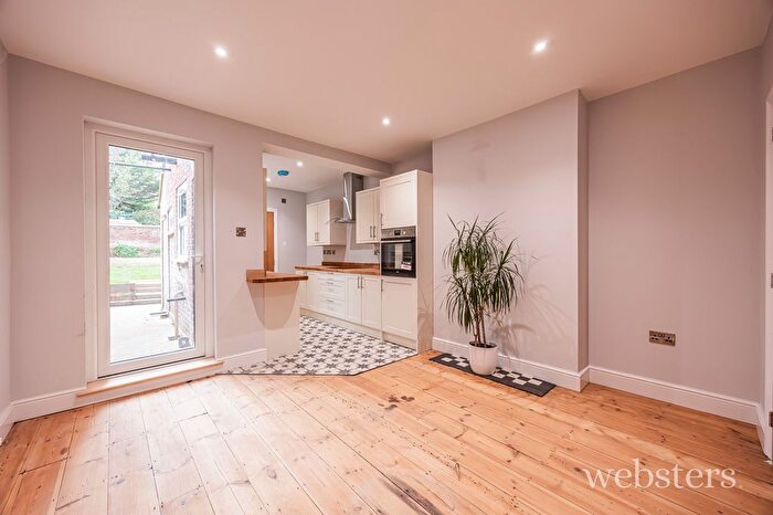2 Bedroom Terraced House For Sale In Warwick Street, Norwich, NR2