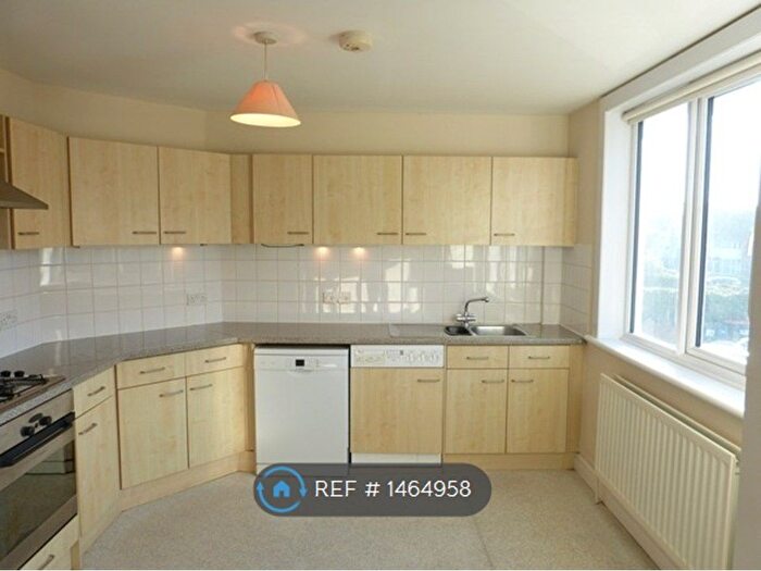 2 Bedroom Flat To Rent In Finchley Road, London, NW11