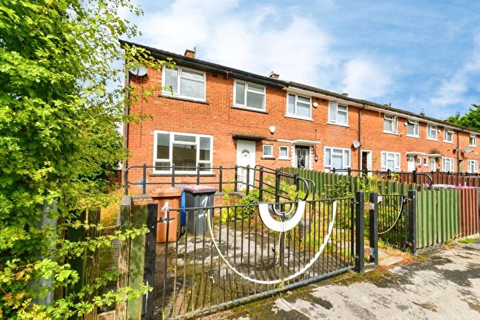 3 Bedroom End Of Terrace House For Sale In Wellstock Lane, Little Hulton, Manchester, Greater Manchester, M38