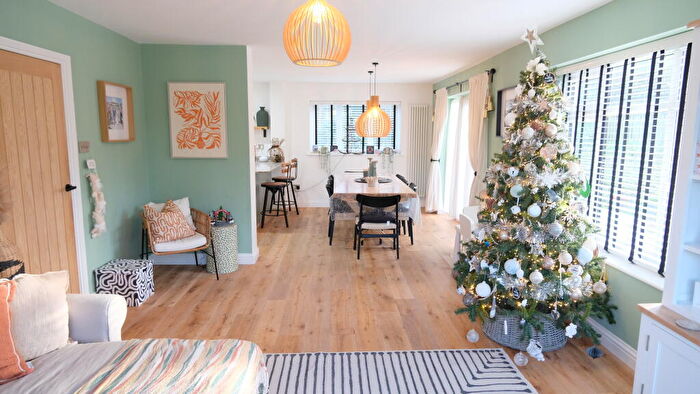 4 Bedroom Detached House For Sale In Chapel Lane, St Margaret's At Cliffe, CT15