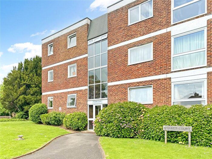 2 Bedroom Apartment To Rent In Crescent Way, Burgess Hill, West Sussex, RH15