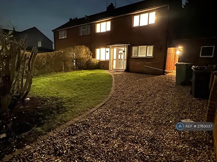 3 Bedroom Semi-Detached House To Rent In Middlemoor Road, Frimley, Camberley, GU16