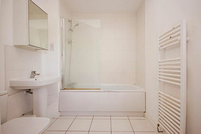 1 Bedroom Flat For Sale In George Holmes Way, Scholars Chase, Bristol, BS16