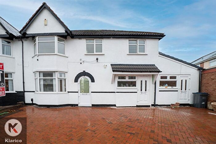 5 Bedroom Semi-Detached House To Rent In Primrose Lane, Hall Green, Birmingham, B28