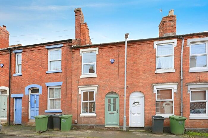 3 Bedroom Terraced House For Sale In East Street, Kidderminster, DY10