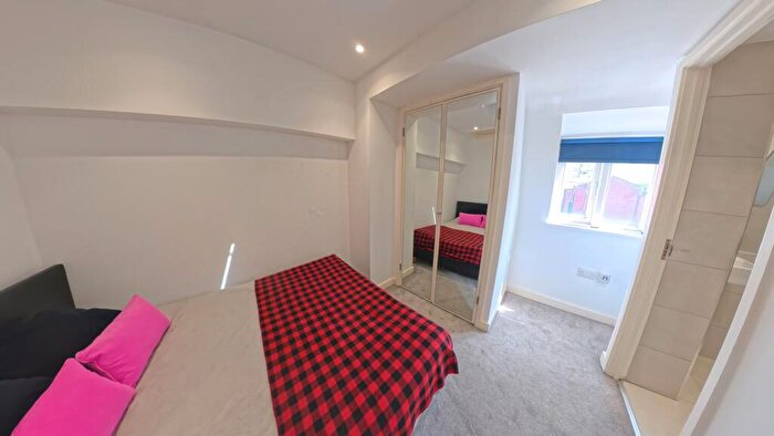 1 Bedroom Flat To Rent In Richmond Place, BN2