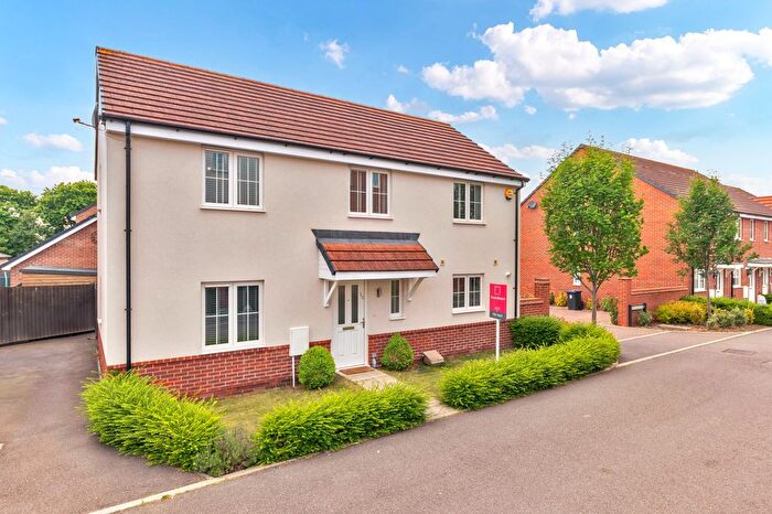 4 Bedroom Detached House For Sale In Keen Avenue, Buntingford, SG9