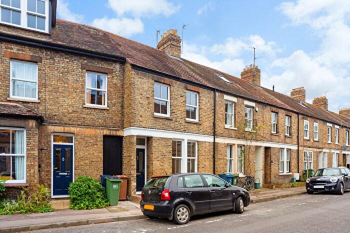 2 Bedroom Terraced House To Rent In , OX2