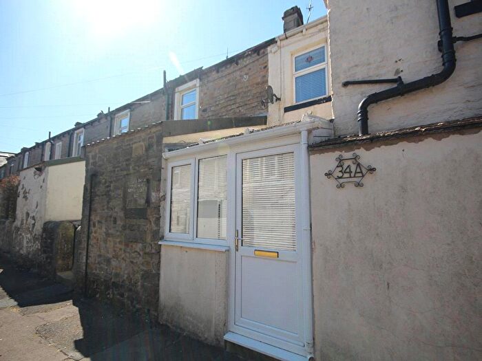 1 Bedroom Terraced House To Rent In Park Road, Barnoldswick, Lancashire, BB18