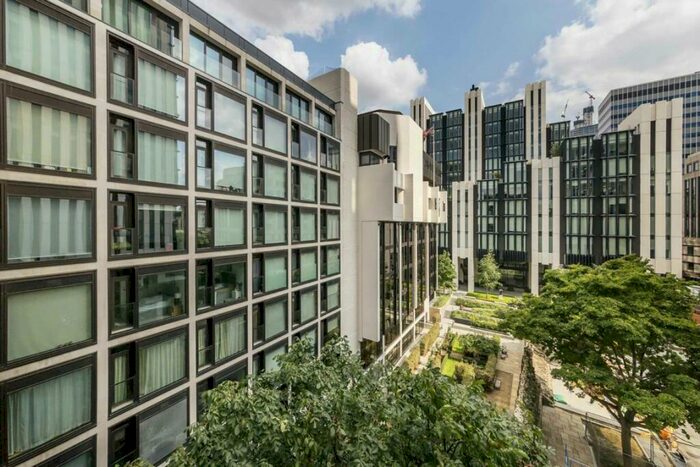 2 Bedroom Flat To Rent In Wood Street, Clerkenwell, EC2Y