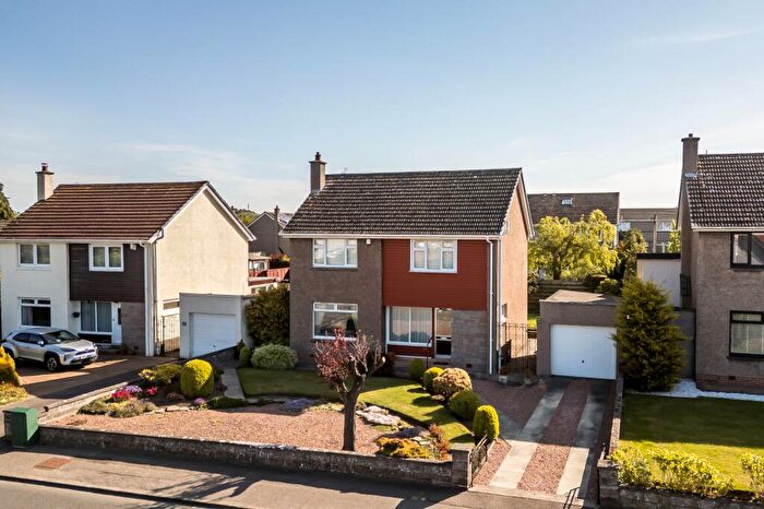 3 Bedroom Detached House For Sale In Marlee Road, Broughty Ferry, DD5