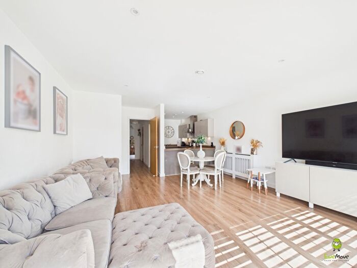 2 Bedroom Flat For Sale In Gala Court, Erith High Street, Erith, Kent, DA8