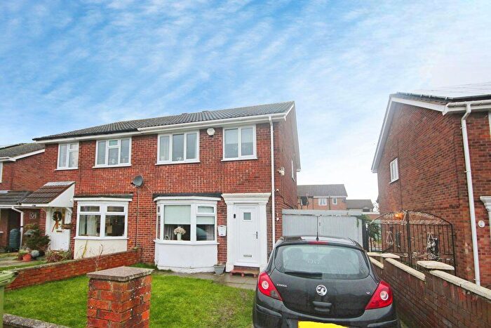 3 Bedroom Semi-Detached House For Sale In Ferndown Drive, Immingham, DN40