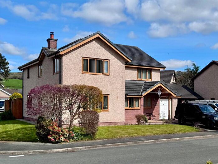 4 Bedroom Detached House For Sale In Parc Conwy, Llanrwst, LL26