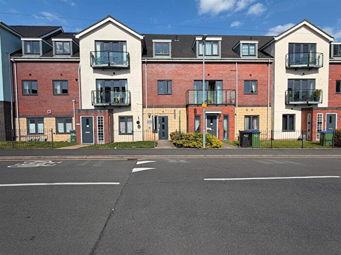 1 Bedroom Flat For Sale In Cardale Street, Rowley Regis, West Midlands, B65