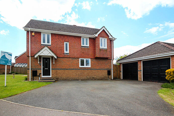 4 Bedroom Detached House For Sale In Hawkinge, CT18