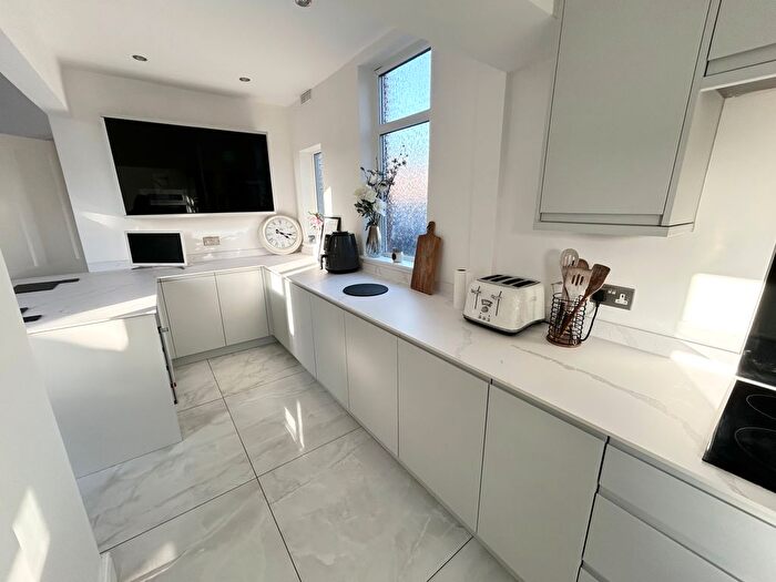 3 Bedroom Semi Detached House To Rent In Algernon Road, Manchester, M28