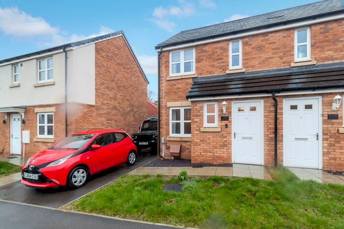 2 Bedroom Semi-Detached House To Rent In Halter Way, Andover, SP11