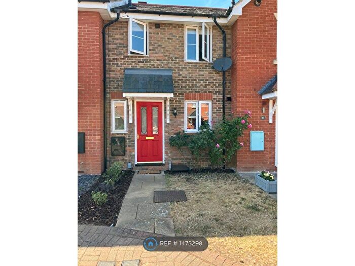 2 Bedroom Terraced House To Rent In Garratts Close, Hertford, SG14